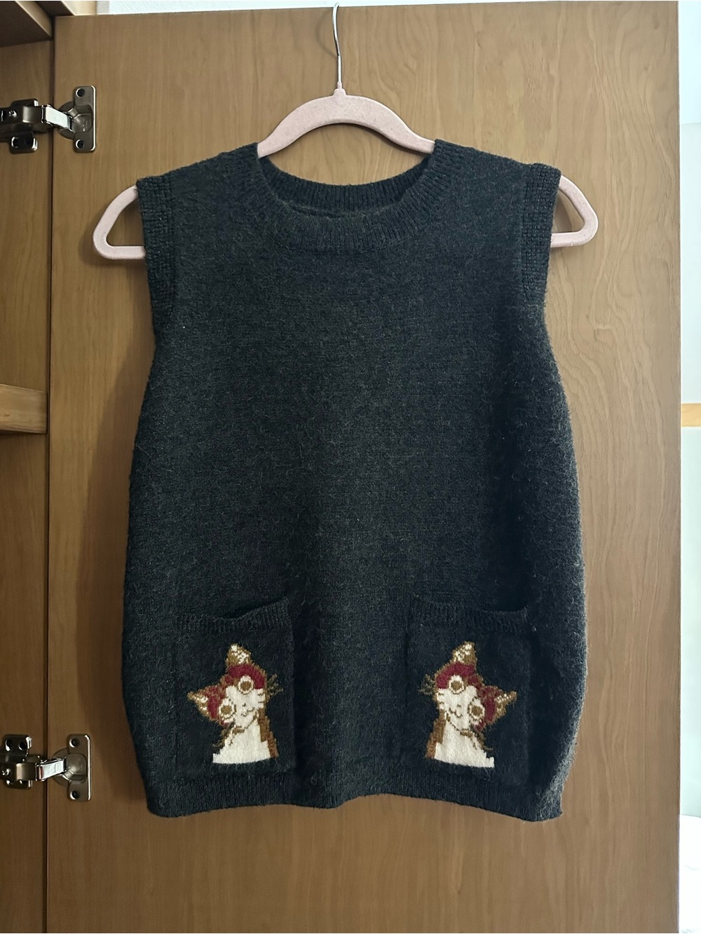 Cute Cat Pocket Pullover Sweater Vest M Dark Grey - Picture 6 of 9